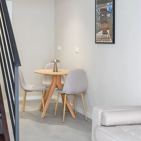 Aparthotel Vlc Host - Sumsi *