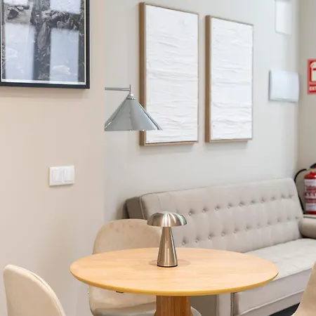 Vlc Host - Sumsi Aparthotel Valencie