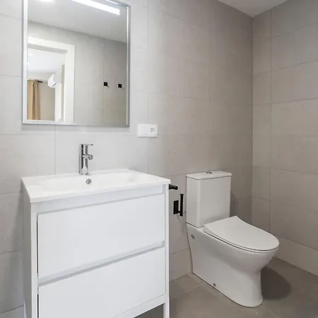 Aparthotel Vlc Host - Sumsi 4*