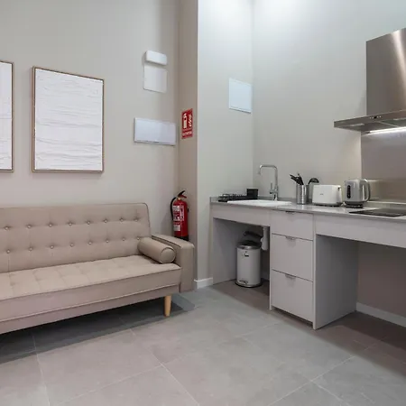 Hotel apartamentowy Vlc Host - Sumsi